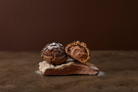 ヨックモックの手作りクッキーシュー ドゥーブル ショコラ